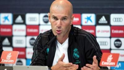 Zinedine Zidane durante la rueda de prensa que ha dado este miércoles en la ciudad deportiva de Valdebebas. Foto EFE