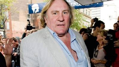 El actor recibió la ciudadanía rusa en 2013 de manos del mismísimo presidente Vladimir Putin.