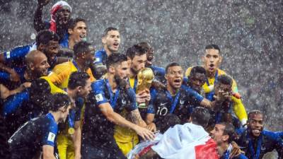Francia se volvió a coronar campeón del mundo 20 años después. Foto AFP