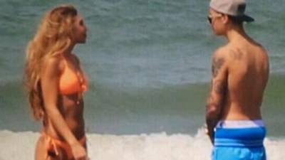Justin Bieber fue fotografiado en Panamá junto con Chantel Jeffries, la modelo que estuvo con el artista el día de su arresto.