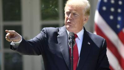 Donald Trump en su reunión con el presidente de Nigeria.