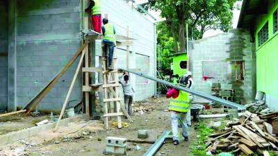 <b>Actualmente trabajan en el Instituto Técnico Sampedrano.</b>