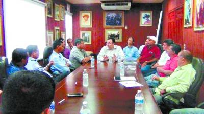 La reunión con los alcaldes liberales de FM fue encabezada por el presidente del CCEPL, Luis Zelaya.
