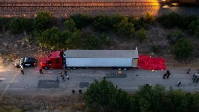 14 de los 51 migrantes fallecidos son de origen hondureño, según informaron autoridades mexicanas.