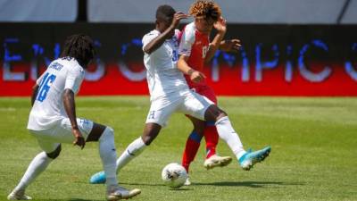 Honduras venció en su debut 3-0 a Haití en el Preolímpico de Concacaf. Foto EFE.