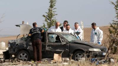 Los técnicos de la policía turca en el lugar el incidente a unos 50 kilómetros de la capital turca.