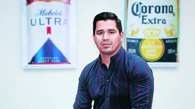 Moisés Mata garantizó una fiesta deportiva en los Ultra Deck y la presentación de Michelob Ultra Hard Seltzer.