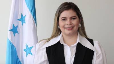 Lucy Castro nueva registradora titular del Instituto de la Propiedad en San Pedro Sula.