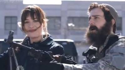 Periódicos y canales de televisión dedicaron el domingo amplio espacio a analizar el sketch.