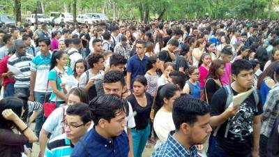 Casi 2,000 jóvenes se sometieron a la PAA en la Unah-vs.