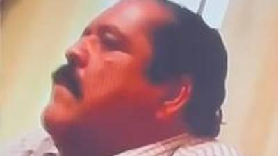 Captura de pantalla del video publicado por medios internacionales, en el cual aparece Carlos Zelaya, exsecretario del Congreso Nacional de Honduras.