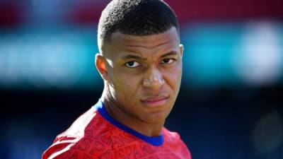 Kylian Mbappé cuenta con 21 años de edad y es una de las figuras del PSG.