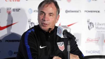 Bruce Arena en la rueda de prensa previo al partido Estados Unidos-Honduras. Foto Neptalí Romero/Enviado Especial