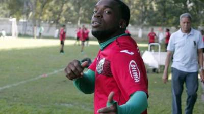 74 goles anotó Walter “Pery” Martínez en su carrera como jugador.