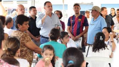 Se tiene proyectado construir un mercado grande, fuerte, moderno, con estacionamiento, cuyo costo oscila entre 12 a 15 millones de dólares.