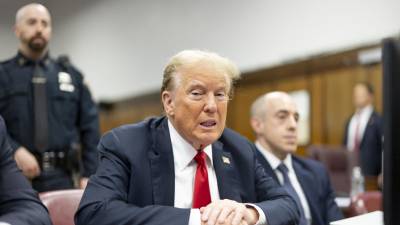 Trump enfrenta una pena de hasta cuatro años de prisión si es hallado culpable por supuesta falsificación de documentos contables.