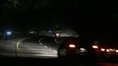 Calles en el segundo anillo de San Pedro Sula sin iluminación.