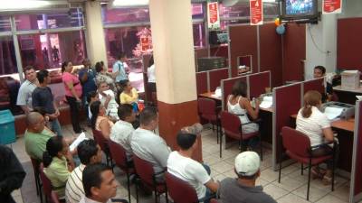 A diario están llegando muchos contribuyentes a pagar a la alcaldía.