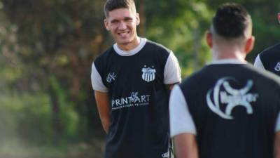 Mathías Techera tuvo un buen desempeño en el Vida y ahora espera rendir en el Marathón.