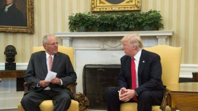 El expresidente peruano, Pedro Pablo Kuczynski, se reunió en febrero pasado con Donald Trump en la Casa Blanca.