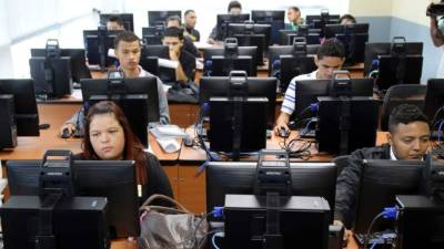 Panorámica del “call center” KM2 Solutions.