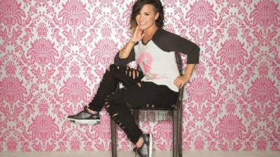 Demi Lovato trata de demostrar que su vida ahora es más feliz y saludable, en 2014 confesó en Instagram que “desperdició muchos años avergonzada de su cuerpo”.