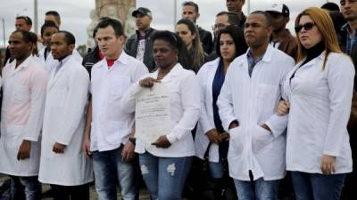 Cuba posee más de 85.000 médicos y uno de los mejores indicadores del mundo según la cantidad de habitantes, con 5,4 doctores por cada 1.000 personas, según estadísticas del Ministerio cubano de Salud Pública. EFE/Archivo