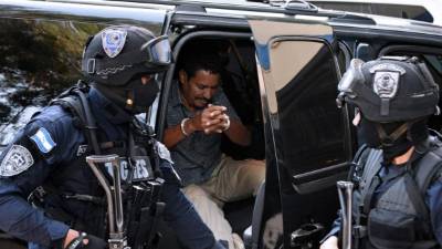 El detenido es acusado de conspiración para distribuir al menos cinco kilogramos de cocaína con el conocimiento y la intención de que la misma sería ingresada a Estados Unidos.