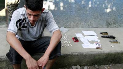 Alex Antonio García Bonilla (18), sindicado por la Policía Militar como integrante de la mara MS 13, fue detenido, tenía antecedentes penales.