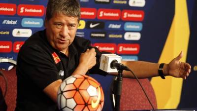 Hernán Darío Gómez, durante la rueda de prensa en Boston. Foto Juan Salgado/Enviado Especial