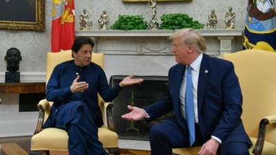 Trump se reunió hoy on el primer ministro de Pakistán, Imran Khan./AFP.