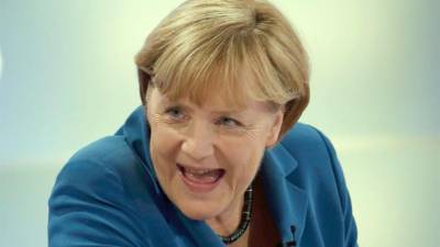 La canciller alemana, Angela Merkel, marcó hoy otro hito, ocho años después de convertirse en la primera mujer -y del Este del país. EFE