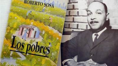 Roberto Sosa murió en Tegucigalpa el 23 de mayo de 2011. Es considerado uno de los mayores exponentes de la poesía hondureña de mediados de siglo XX.