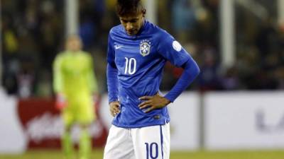 Neymar fue expulsado ante Colombia tras provocar una bronca.