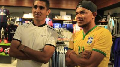 Jorge Claros y Mario Martínez estuvieron presentes en un evento realizado por la tienda Sportline America.