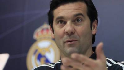 El entrenador del Real Madrid, Santiago Solari, durante la rueda de prensa que ofreció en la ciudad deportiva de Valdebebas. FOTO EFE.