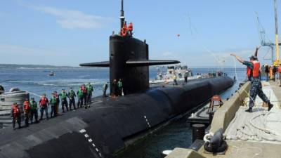 El USS Michigan es un submarino para el lanzamiento de misiles guiados.