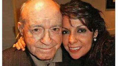 La novia de Di Stefano acusa a Florentino de arruinarles la vida.