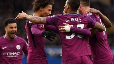El Manchester City acaricia el título y será campeón si gana el derbi al United. Foto AFP