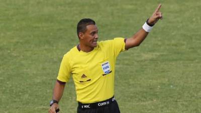 Melvin Matamoros volverá a pitar una nueva final del fútbol hondureño.