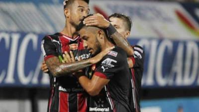 Discua estuvo lesionado, pero reapareció este miércoles, ingresó al minuto 65 por el anotador del primer tanto del encuentro y dio la asistencia para el tercer gol.