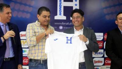 Reynaldo Tilguath en su presentación como entrenador de la Selección Sub-20 de Honduras. Foto Ronald Aceituno