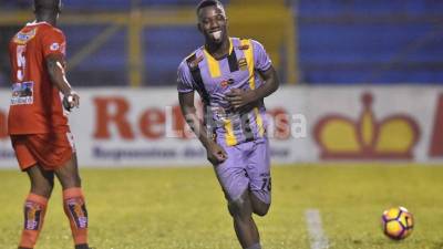 Darixon Vuelto es de los mejores futbolistas del Real España.