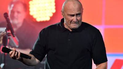 Phil Collins es un artista de renombre internacional.