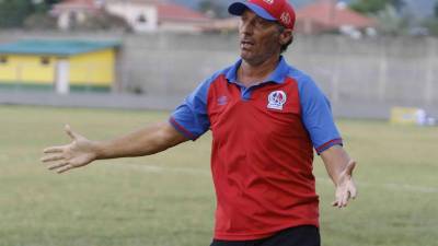 Troglio conquistó el Apertura 2019, Apertura 2020, Clausura 2021, Apertura 2021 y Apertura 2022, igualando el récord que alcanzó su compatriota Diego Vázquez.