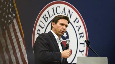 El gobernador de Florida, Ron DeSantis, durante un evento en Iowa en el que se esperaba anunciase su candidatura presidencial.