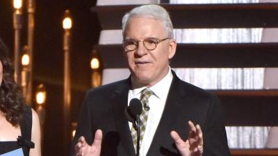 El actor Steve Martin de 78 años de edad.