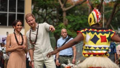 Meghan y Harry en su reciente viaje a Nigeria.