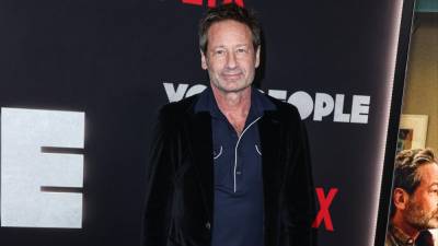 El actor David Duchovny de 63 años de edad.