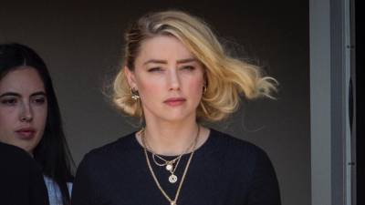 Amber Heard se vio envuelta en un polémico juicio el año pasado con su exesposo, el actor Johnny Depp.